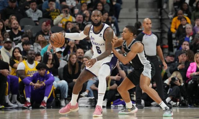 石油杯-紫金生涯起伏巨大 假如詹皇18年没有选择湖人？