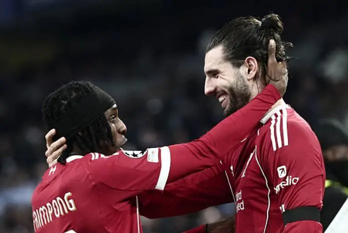 任意球破门，索博代表利物浦连续5场欧冠比赛都有进球参与